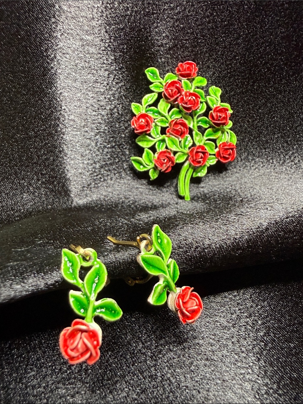Floral Red Rose Earrings and Brooch Set by